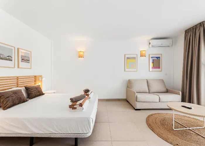 Altos Famara 11a By Escape *