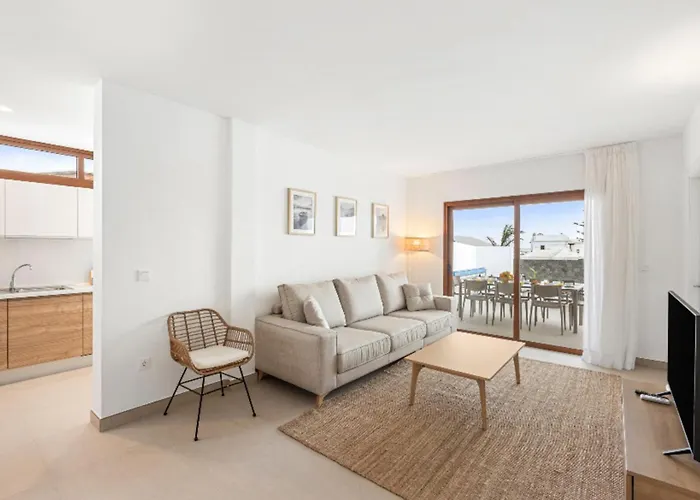 Altos Famara 11a By Escape Willa *