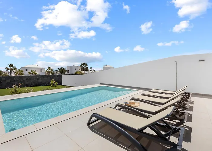 Altos Famara 11a By Escape *