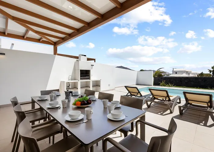 Altos Famara 11a By Escape 普拉亚布兰卡