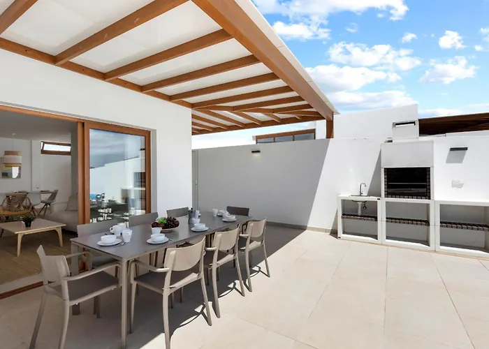 Altos Famara 11a By Escape 普拉亚布兰卡