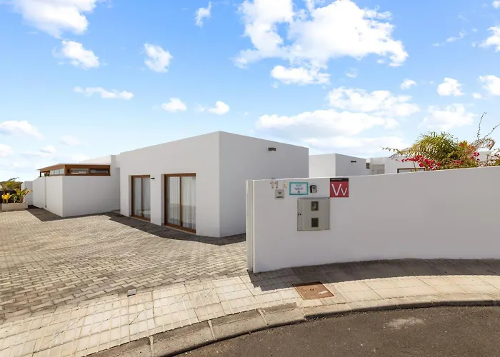 Altos Famara 11a By Escape 普拉亚布兰卡