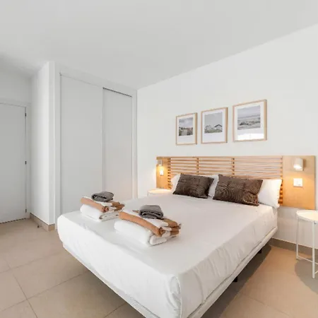 Altos Famara 11a By Escape *